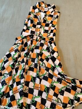Miss Lulo Jani Snakes and Ladders Sleeveless Dress L Fit And Flare Swing Midi